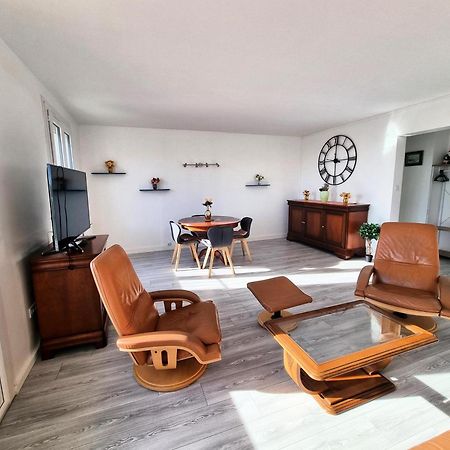 6 Appartements Et 4 Adresses A Mi-Chemin Entre Le Vieux Port Et L Ile De Re La Rochelle  Dış mekan fotoğraf