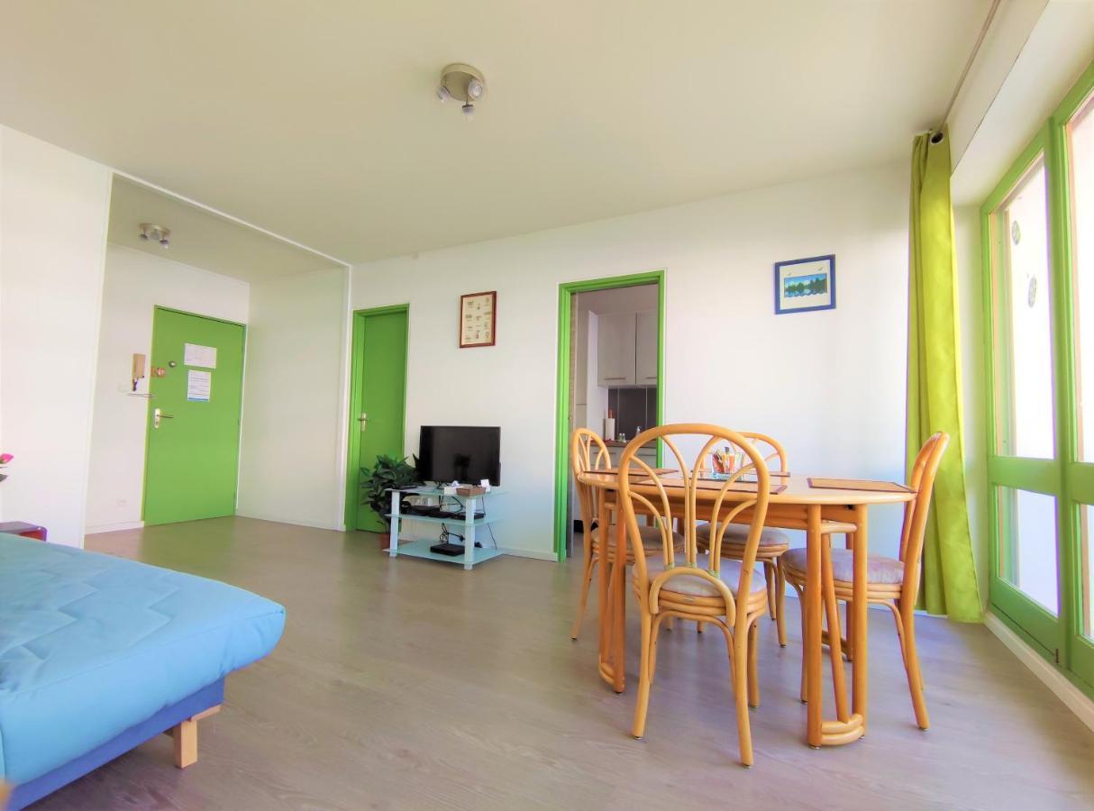 6 Appartements Et 4 Adresses A Mi-Chemin Entre Le Vieux Port Et L Ile De Re La Rochelle  Dış mekan fotoğraf