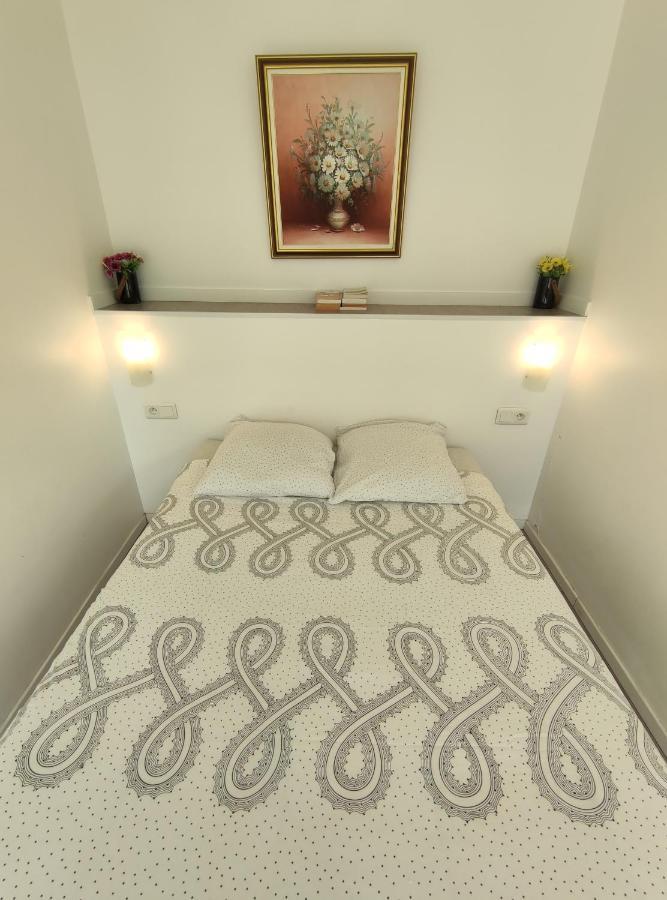 6 Appartements Et 4 Adresses A Mi-Chemin Entre Le Vieux Port Et L Ile De Re La Rochelle  Dış mekan fotoğraf