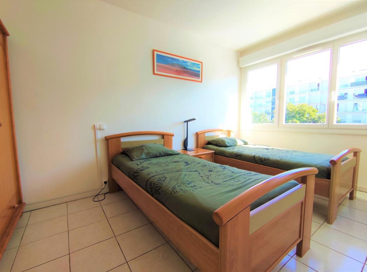 6 Appartements Et 4 Adresses A Mi-Chemin Entre Le Vieux Port Et L Ile De Re La Rochelle  Dış mekan fotoğraf