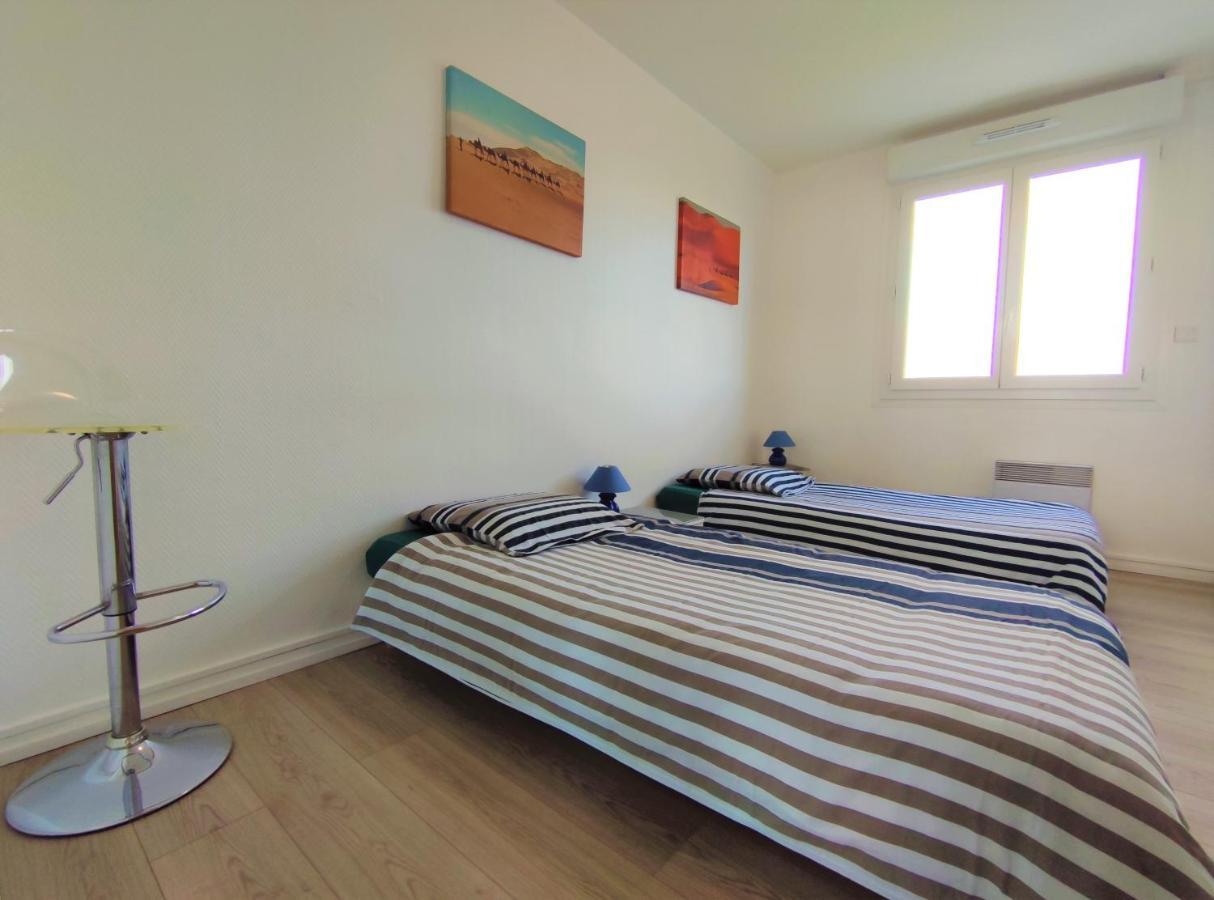 6 Appartements Et 4 Adresses A Mi-Chemin Entre Le Vieux Port Et L Ile De Re La Rochelle  Dış mekan fotoğraf