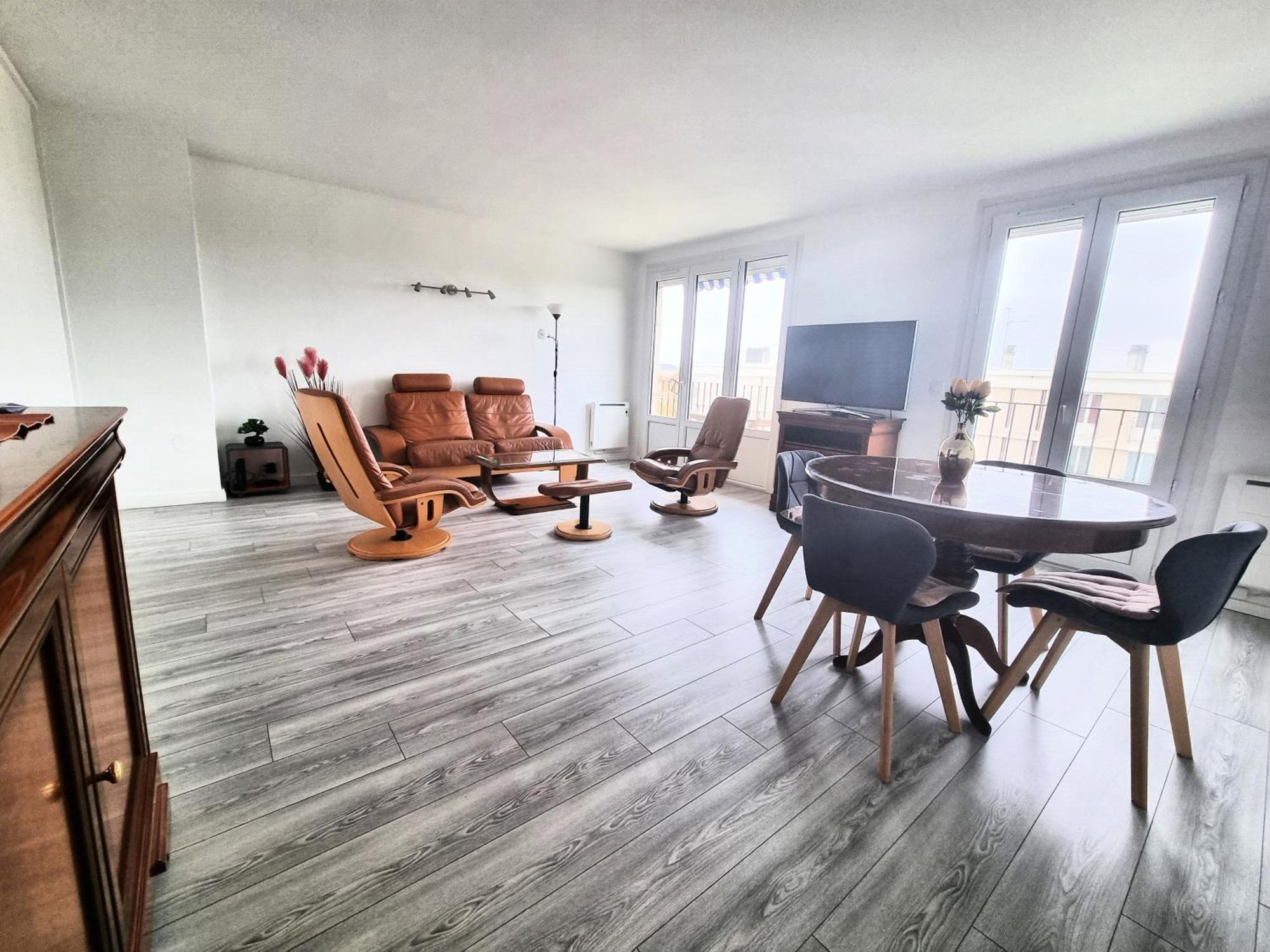 6 Appartements Et 4 Adresses A Mi-Chemin Entre Le Vieux Port Et L Ile De Re La Rochelle  Dış mekan fotoğraf
