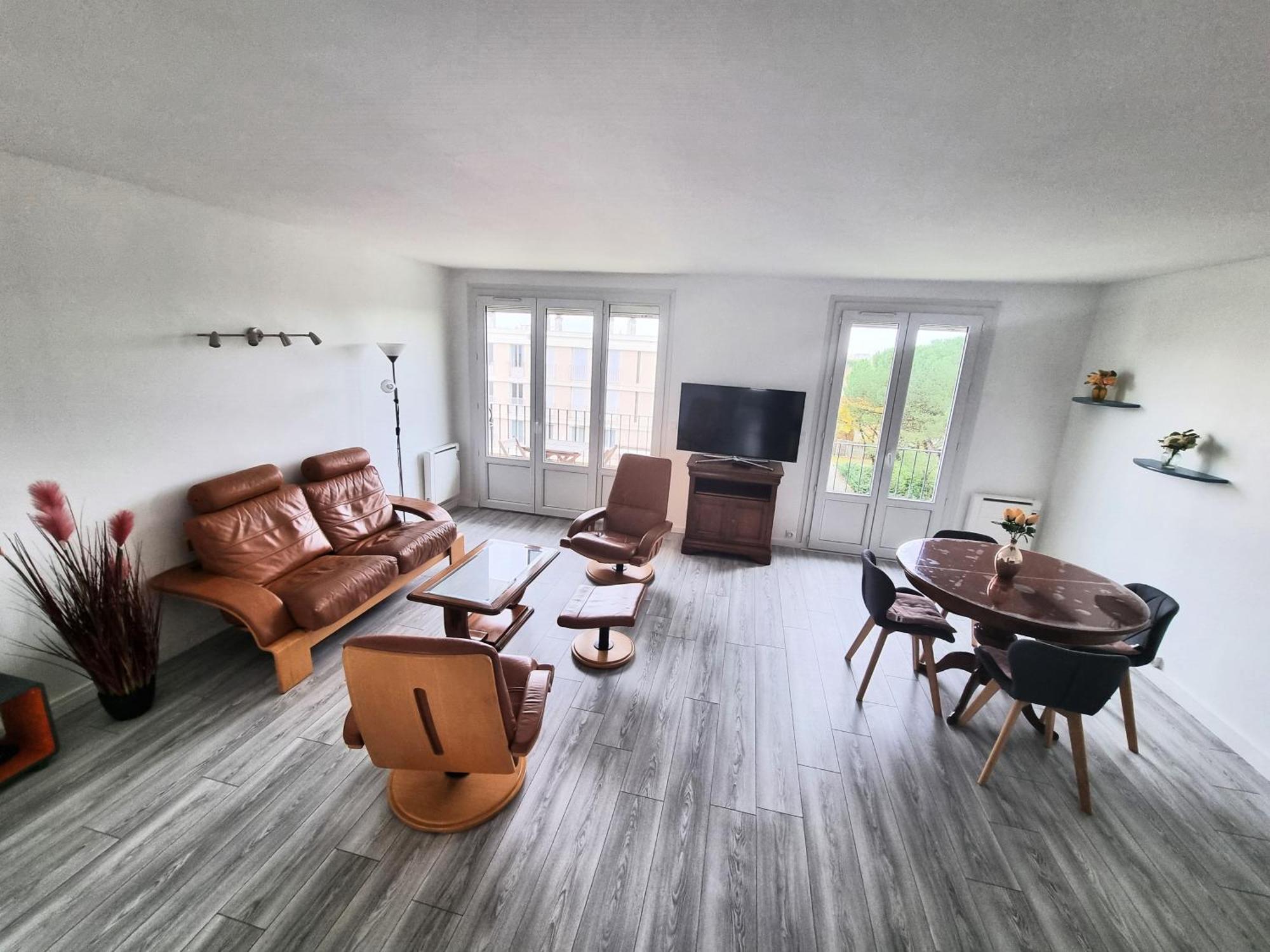 6 Appartements Et 4 Adresses A Mi-Chemin Entre Le Vieux Port Et L Ile De Re La Rochelle  Dış mekan fotoğraf
